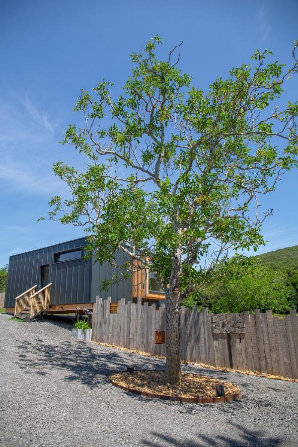 ארנוארו Vibe Luxury Cabins מראה חיצוני תמונה